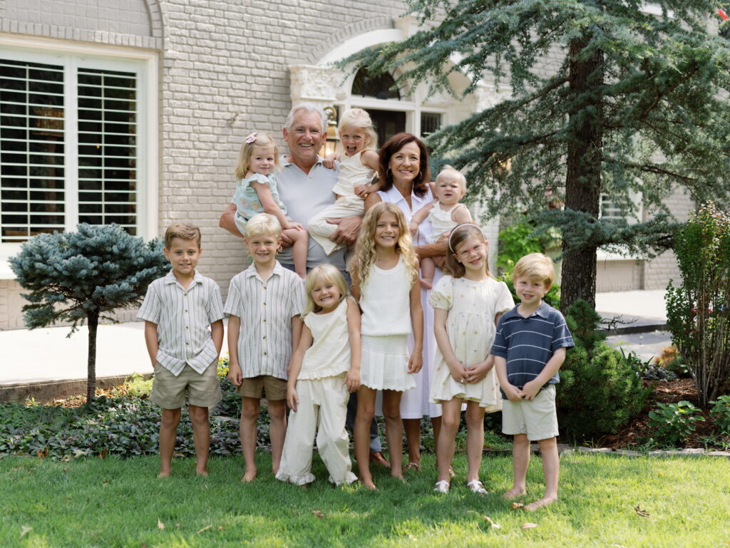 Nathan & Dianne with 9 grandkids